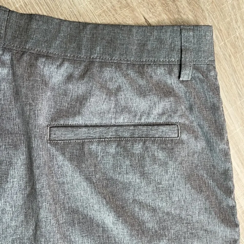 PGA Tour Mens Gray Flat Front Golf Shorts Size 34